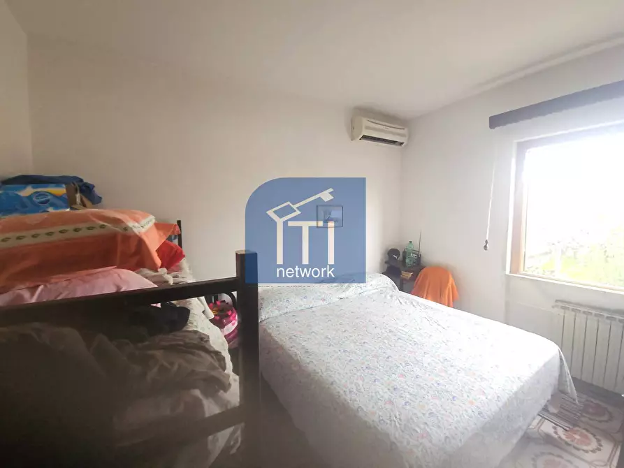 Immagine 15 di Villetta a schiera in vendita  in Via dell' Orione a Pomezia