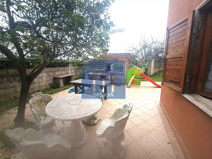 Immagine 22 di Villetta a schiera in vendita  in Via dell' Orione a Pomezia