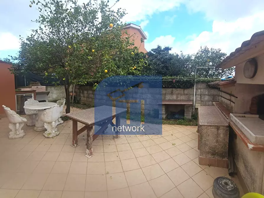 Immagine 24 di Villetta a schiera in vendita  in Via dell' Orione a Pomezia