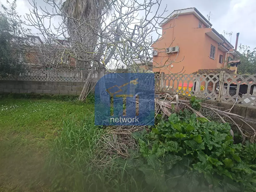 Immagine 29 di Villetta a schiera in vendita  in Via dell' Orione a Pomezia