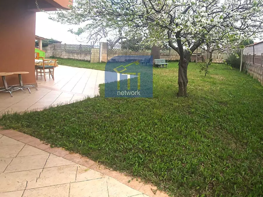 Immagine 39 di Villetta a schiera in vendita  in Via dell' Orione a Pomezia