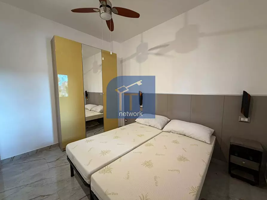 Immagine 9 di Appartamento in vendita  in Viale Danimarca a Pomezia