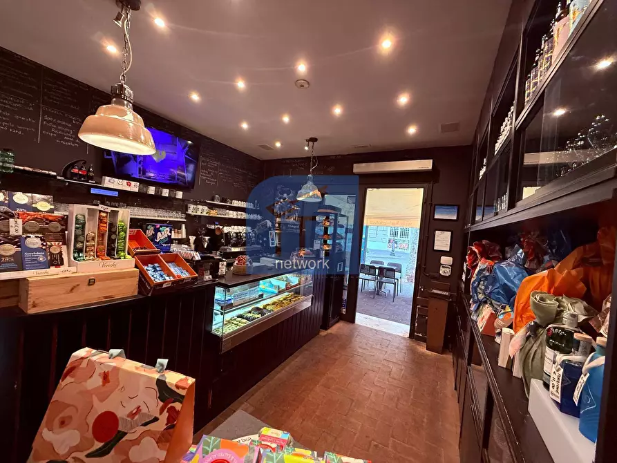 Immagine 18 di Bar / Ristorante in vendita  in Via Della Stazione Vecchia 13 a Roma