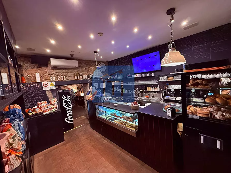 Immagine 21 di Bar / Ristorante in vendita  in Via Della Stazione Vecchia 13 a Roma