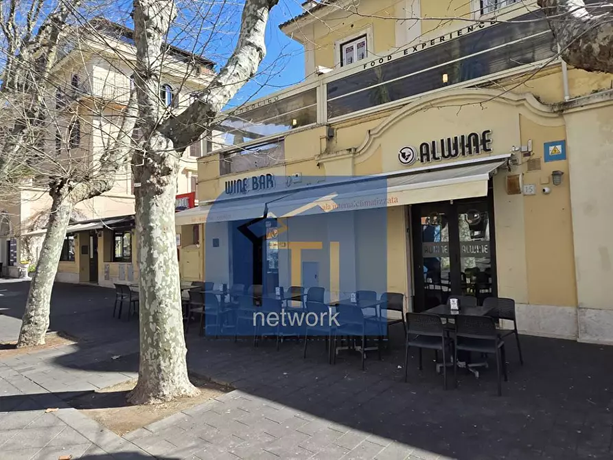 Immagine 1 di Bar / Ristorante in vendita  in Via Della Stazione Vecchia 13 a Roma