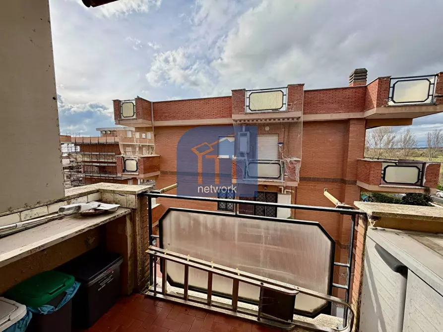 Immagine 24 di Appartamento in vendita  in via Polonia a Pomezia