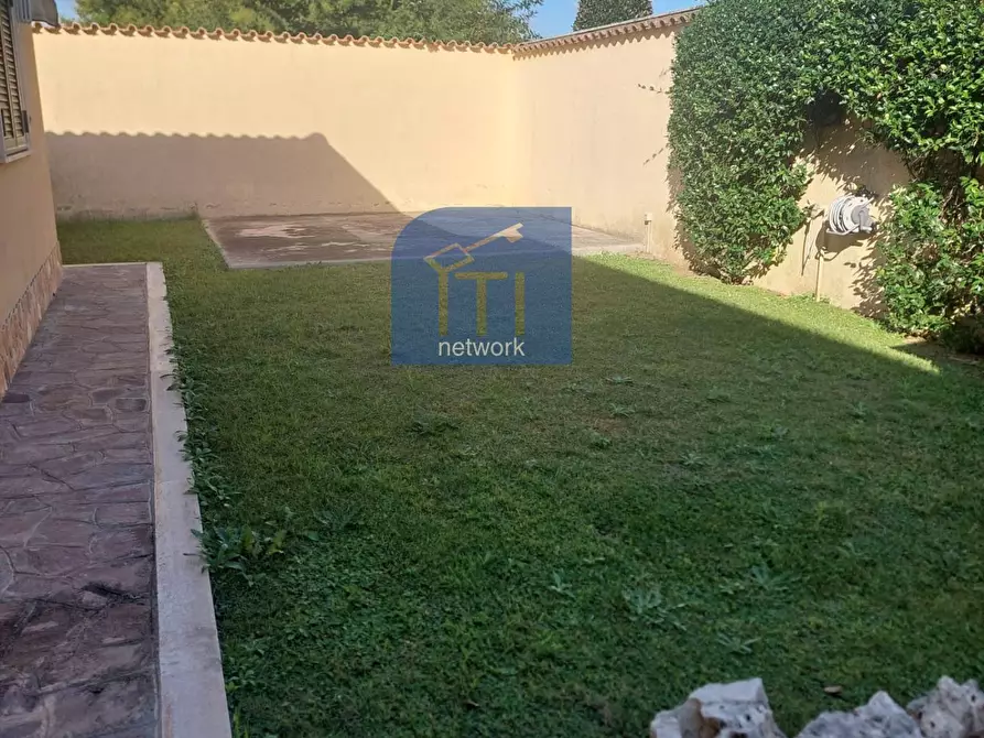 Immagine 37 di Villa in vendita  in via saturno a Anzio