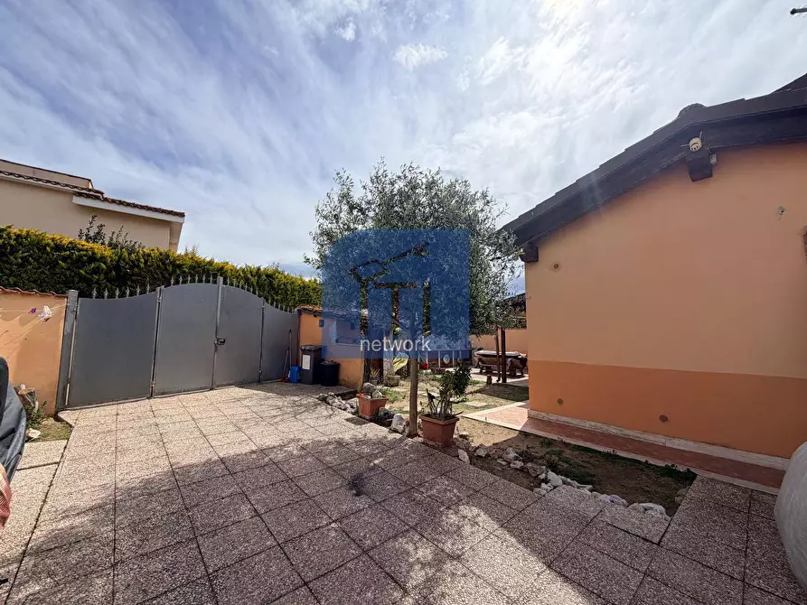 Immagine 2 di Villa in vendita  in Via Campo Di Carne a Ardea