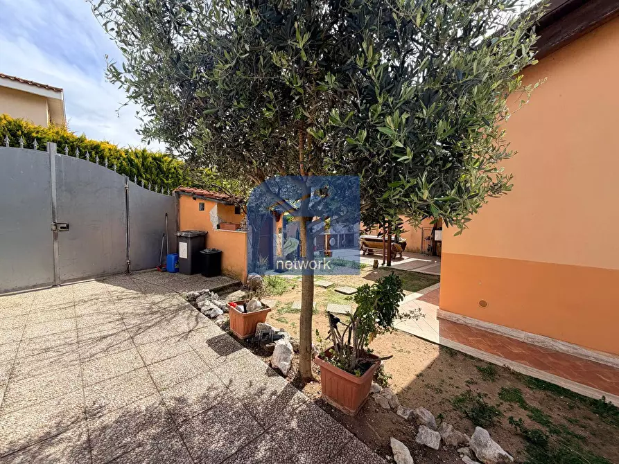 Immagine 5 di Villa in vendita  in Via Campo Di Carne a Ardea