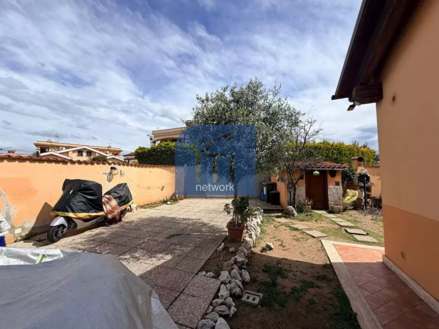 Immagine 4 di Villa in vendita  in Via Campo Di Carne a Ardea