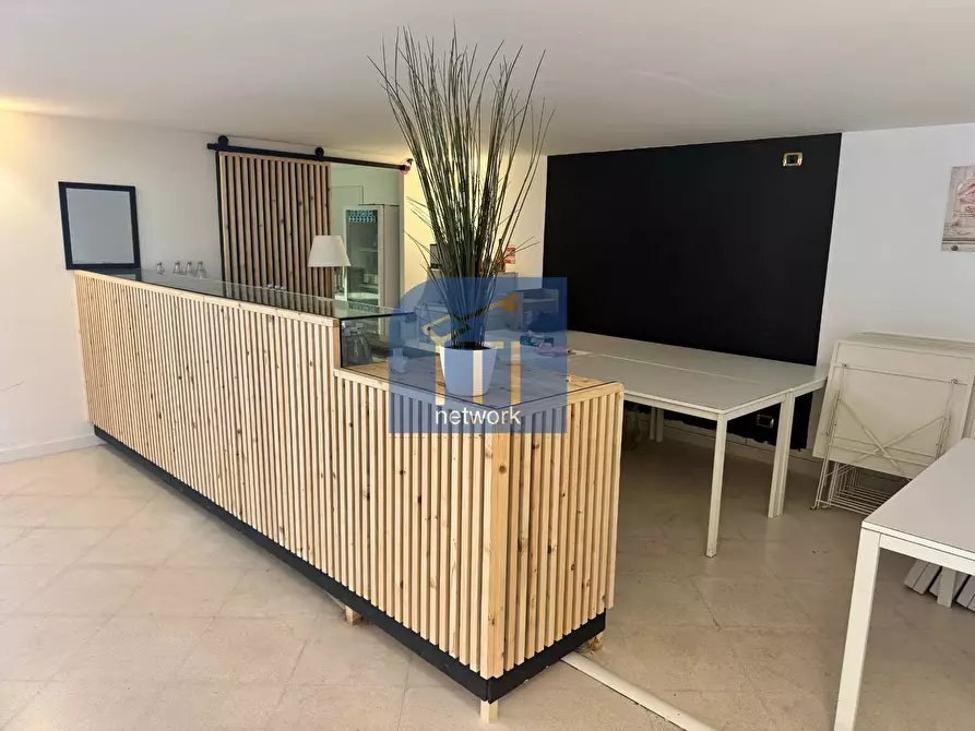 Immagine 35 di Attività commerciale in vendita  in Via Trincea delle Frasche 65 a Grottaferrata