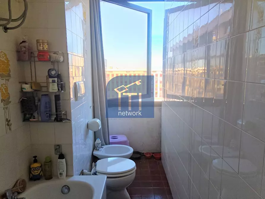 Immagine 4 di Appartamento in vendita  in via Elio Chianesi a Roma