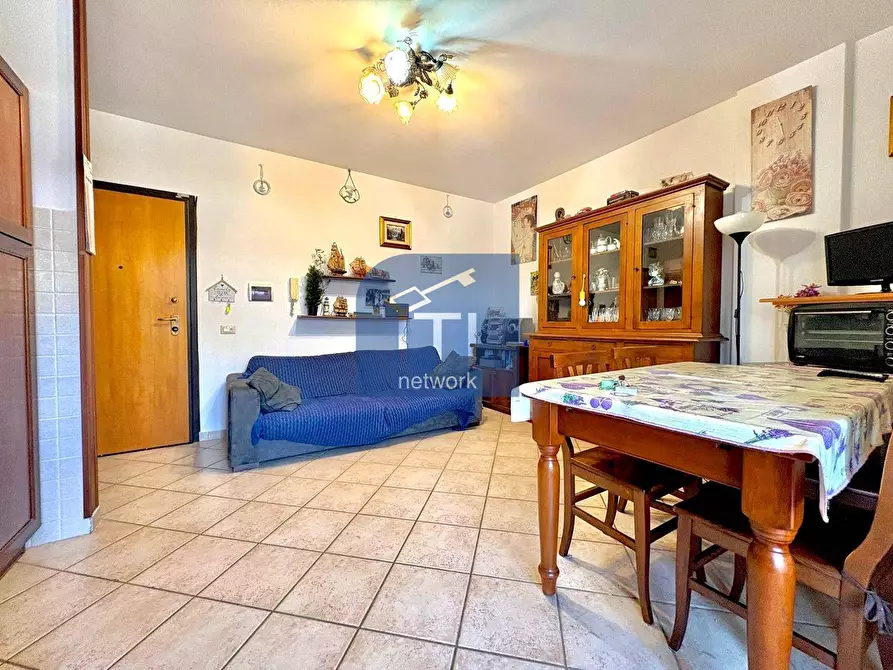 Immagine 5 di Appartamento in vendita  in Via Ischia a Ardea