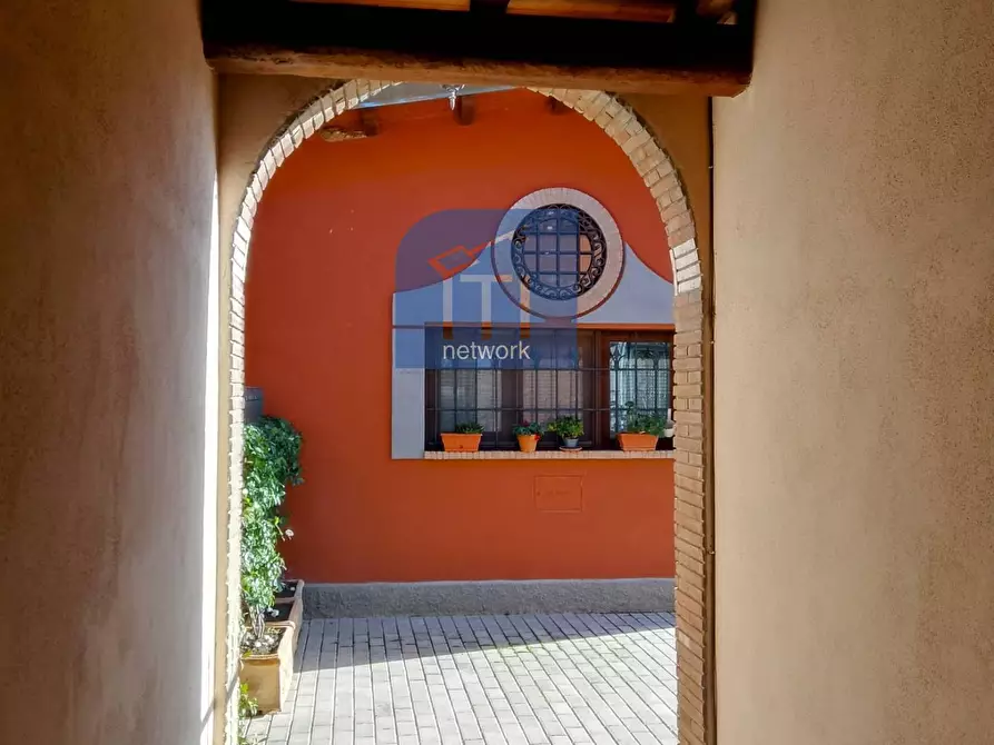 Immagine 18 di Appartamento in vendita  in Via Renato Massa a Roma