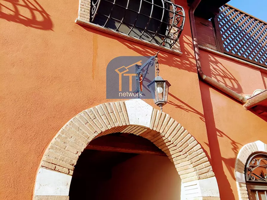 Immagine 19 di Appartamento in vendita  in Via Renato Massa a Roma