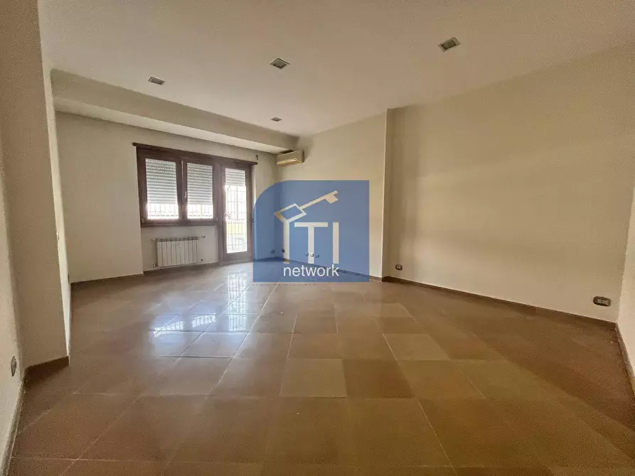 Immagine 7 di Attico in vendita  in Via Delle Gondole a Roma