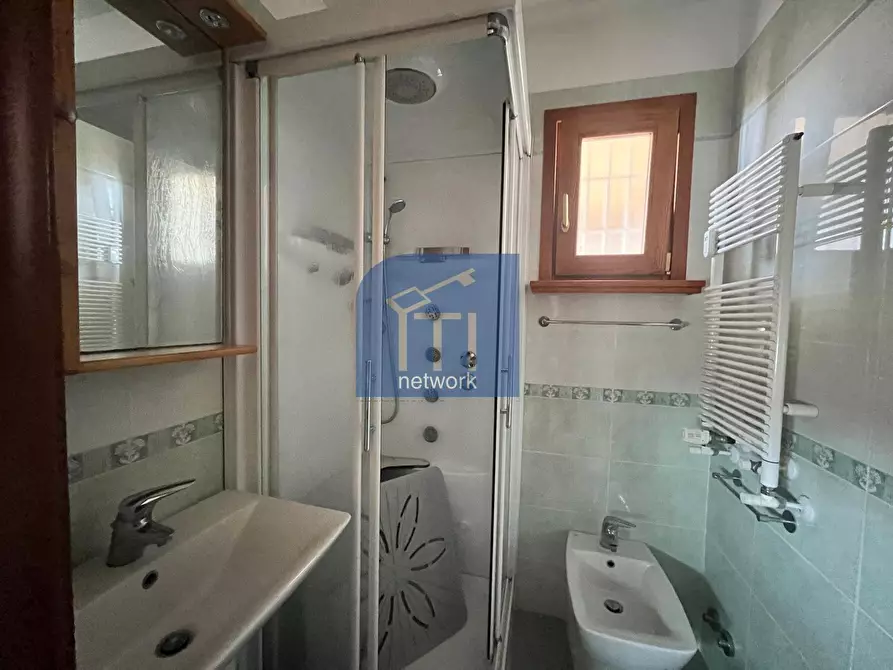 Immagine 18 di Attico in vendita  in Via Delle Gondole a Roma