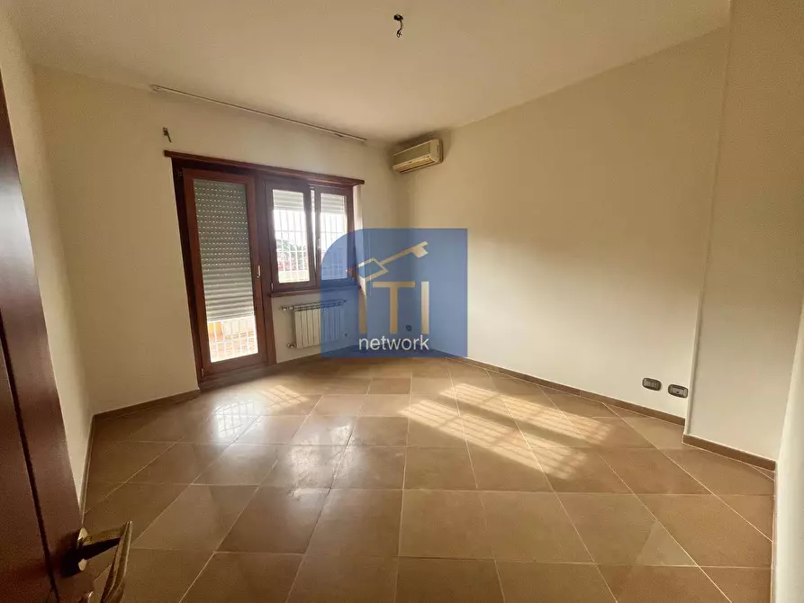 Immagine 19 di Attico in vendita  in Via Delle Gondole a Roma