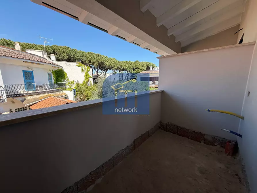 Immagine 12 di Appartamento in vendita  in Viale Enea a Ardea