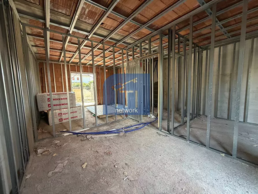 Immagine 26 di Appartamento in vendita  in Viale Enea a Ardea