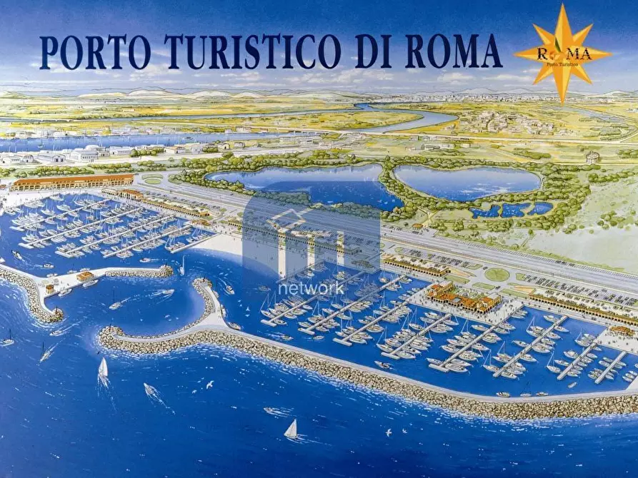 Immagine 10 di Box auto in vendita  in Lungomare Duca Degli Abruzzi 83 a Roma