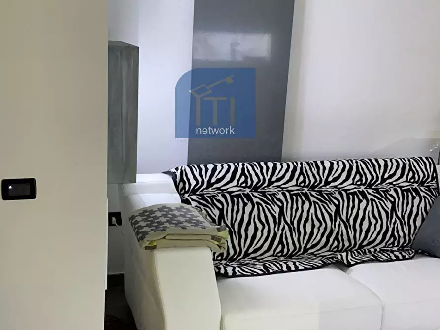 Immagine 10 di Casa semindipendente in vendita  in via Giuseppe Zanardelli a Pomezia