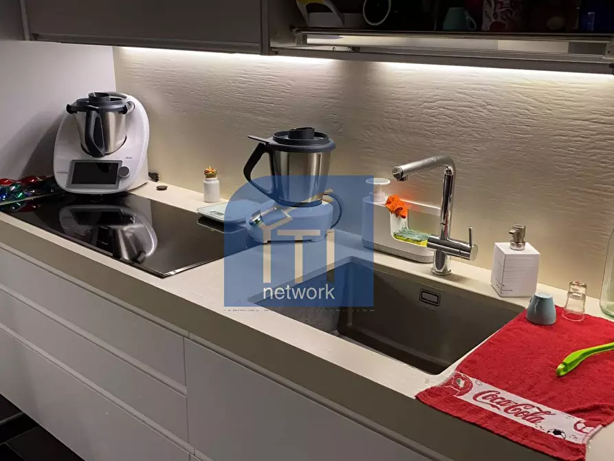 Immagine 16 di Casa semindipendente in vendita  in via Giuseppe Zanardelli a Pomezia