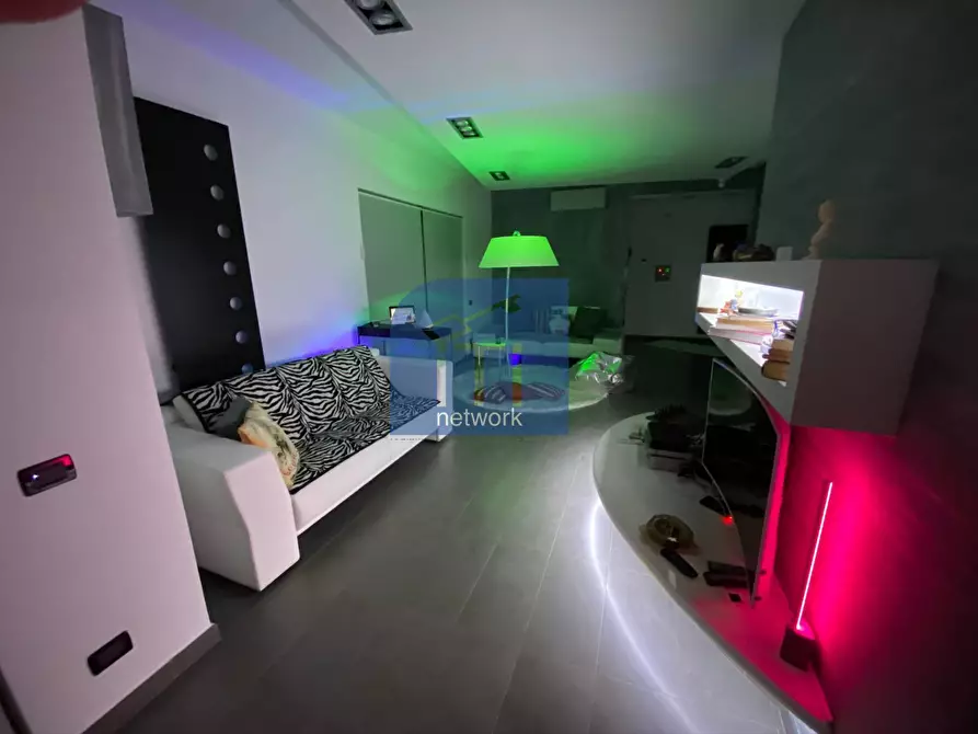 Immagine 12 di Casa semindipendente in vendita  in via Giuseppe Zanardelli a Pomezia