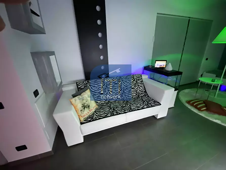 Immagine 15 di Casa semindipendente in vendita  in via Giuseppe Zanardelli a Pomezia