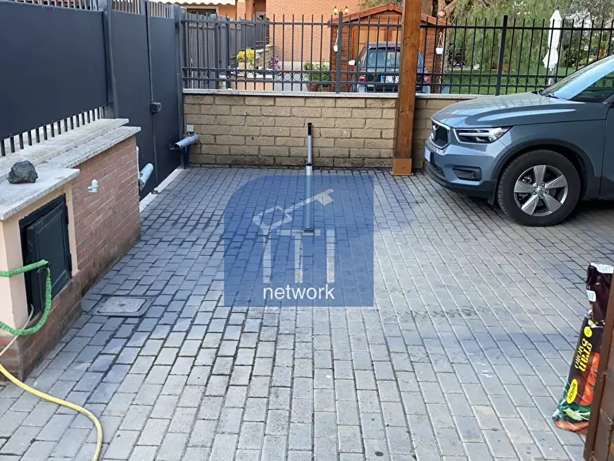 Immagine 23 di Casa semindipendente in vendita  in via Giuseppe Zanardelli a Pomezia