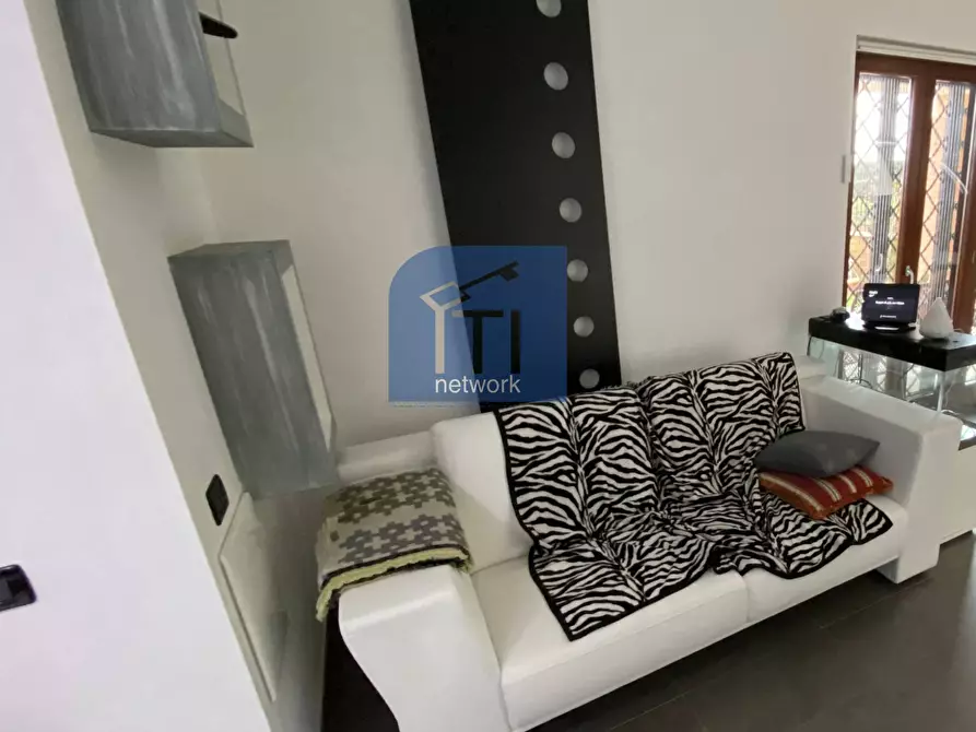 Immagine 24 di Casa semindipendente in vendita  in via Giuseppe Zanardelli a Pomezia