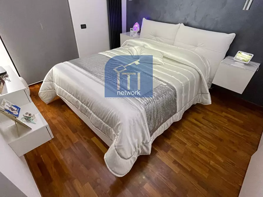 Immagine 27 di Casa semindipendente in vendita  in via Giuseppe Zanardelli a Pomezia