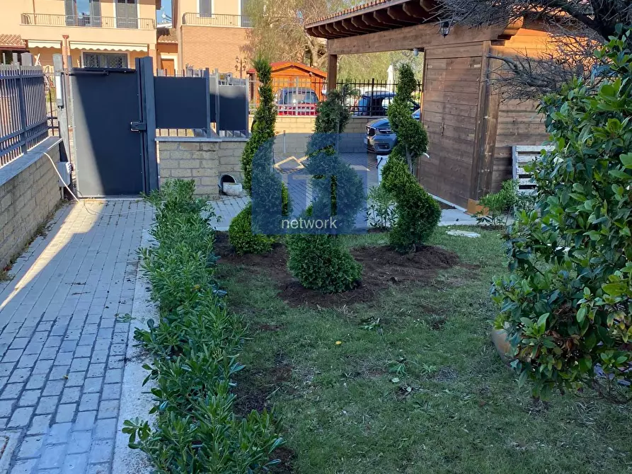 Immagine 35 di Casa semindipendente in vendita  in via Giuseppe Zanardelli a Pomezia