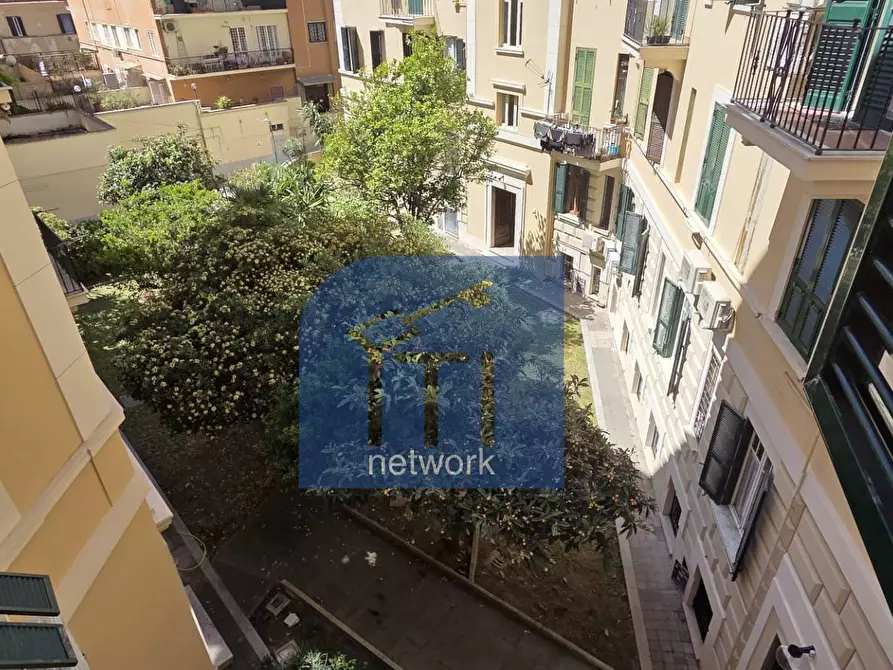 Immagine 16 di Appartamento in vendita  in Viale Della Marina a Roma
