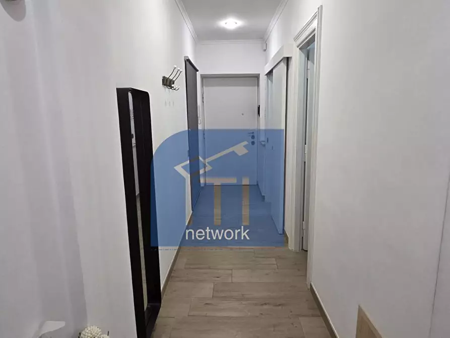 Immagine 3 di Appartamento in vendita  in Viale Della Marina a Roma