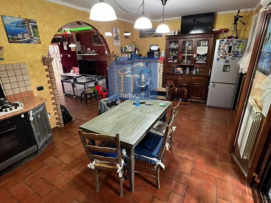 Immagine 9 di Casa semindipendente in vendita  in Via Foglia a Ardea