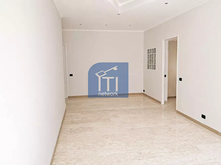 Immagine 13 di Appartamento in vendita  in Viale dei Promontori 50 a Roma