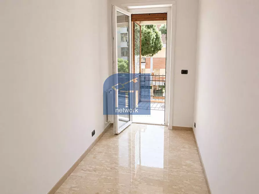 Immagine 15 di Appartamento in vendita  in Viale dei Promontori 50 a Roma
