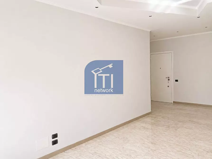 Immagine 22 di Appartamento in vendita  in Viale dei Promontori 50 a Roma