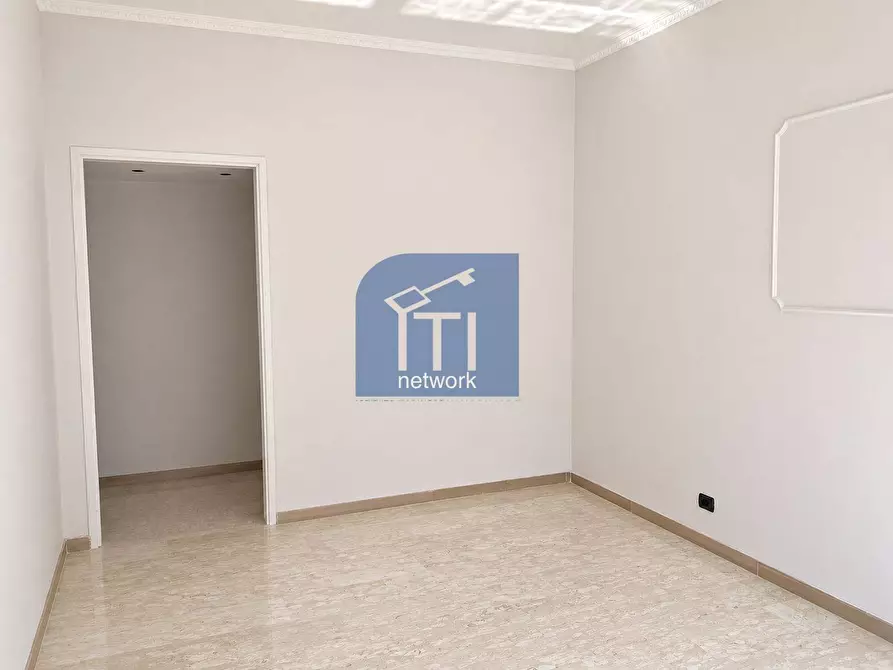Immagine 21 di Appartamento in vendita  in Viale dei Promontori 50 a Roma