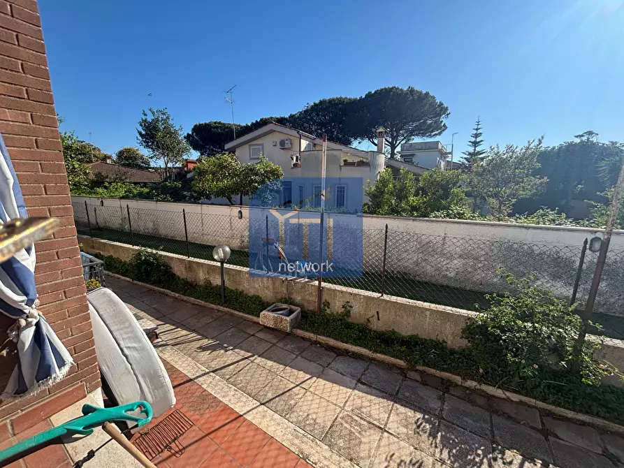 Immagine 12 di Villa in vendita  in Via Delle Mimose a Ardea