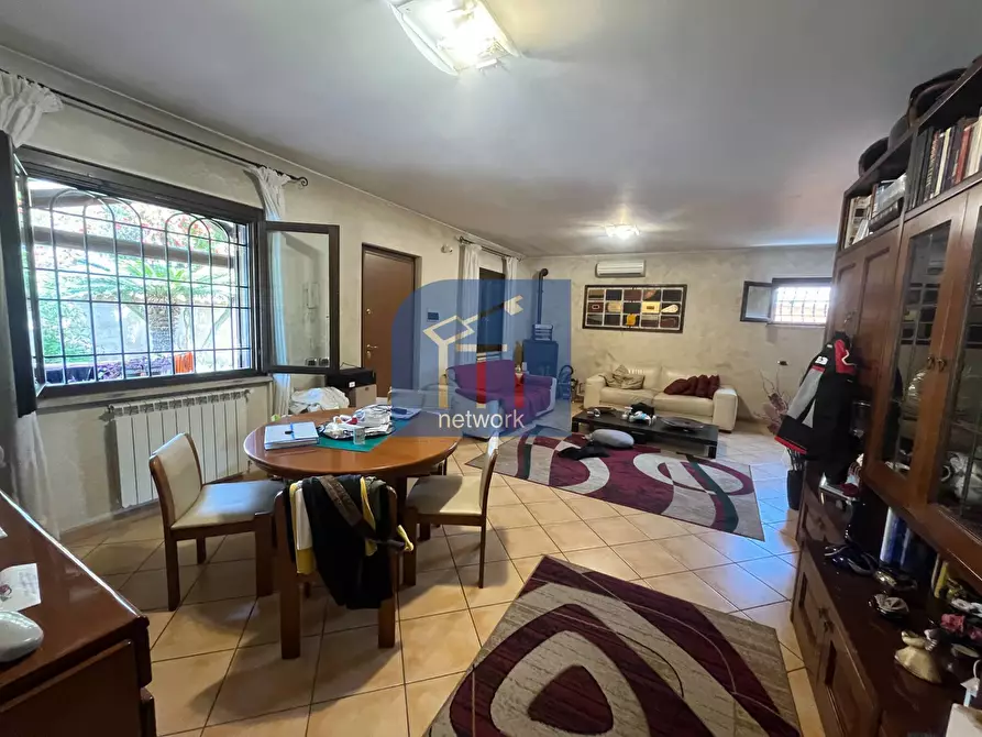 Immagine 10 di Villa in vendita  in via delle fresie a Anzio