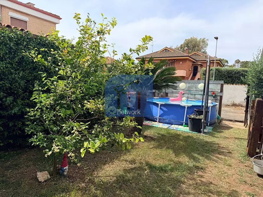 Immagine 15 di Appartamento in vendita  in Via dell'orione a Pomezia