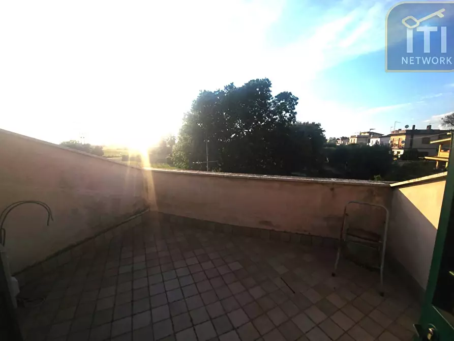 Immagine 5 di Villetta a schiera in vendita  in via mar rosso a Pomezia