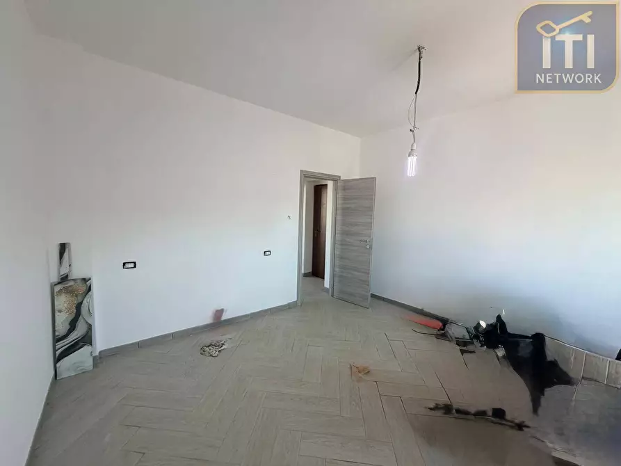 Immagine 5 di Appartamento in vendita  in Viale San Lorenzo a Ardea