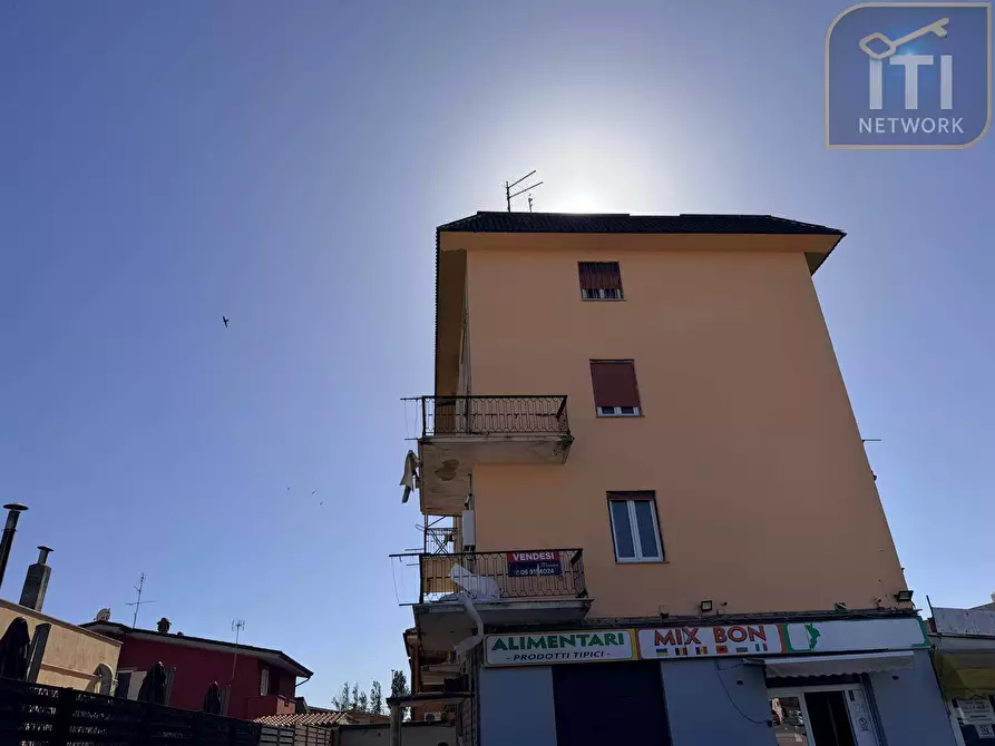 Immagine 3 di Appartamento in vendita  in Viale San Lorenzo a Ardea