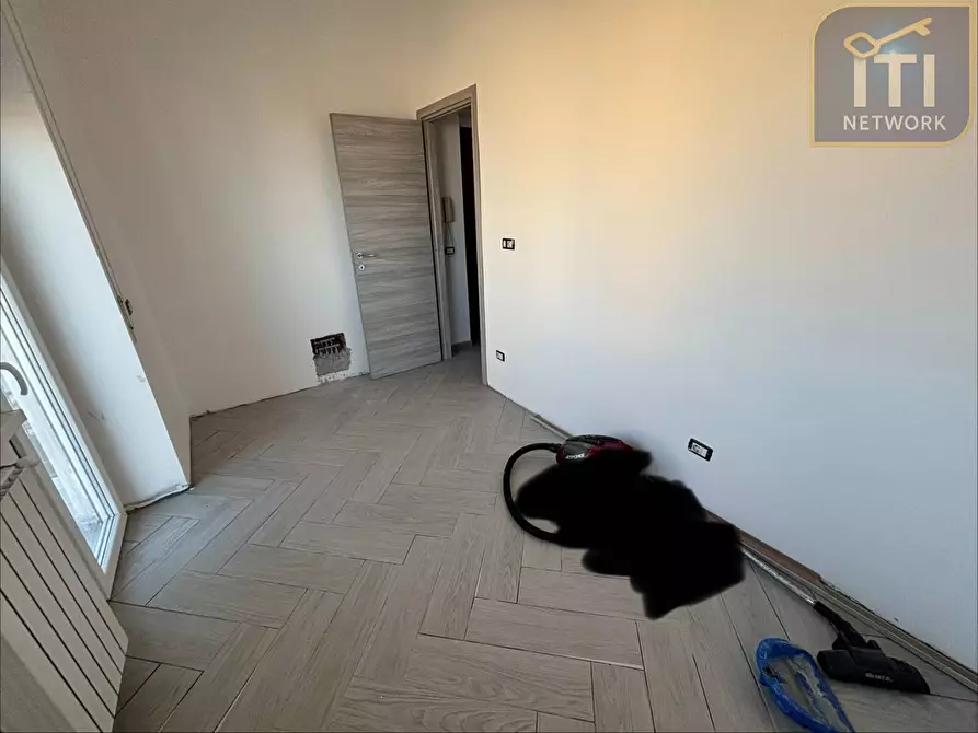Immagine 7 di Appartamento in vendita  in Viale San Lorenzo a Ardea