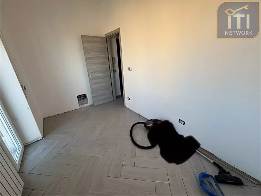 Immagine 8 di Appartamento in vendita  in Viale San Lorenzo a Ardea