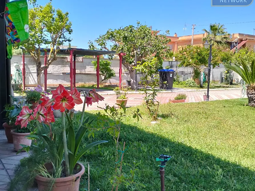 Immagine 36 di Villa in vendita  in via Beato Padre Pio a Nettuno