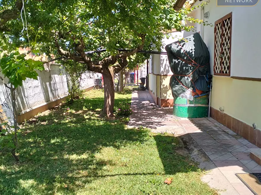 Immagine 44 di Villa in vendita  in via Beato Padre Pio a Nettuno